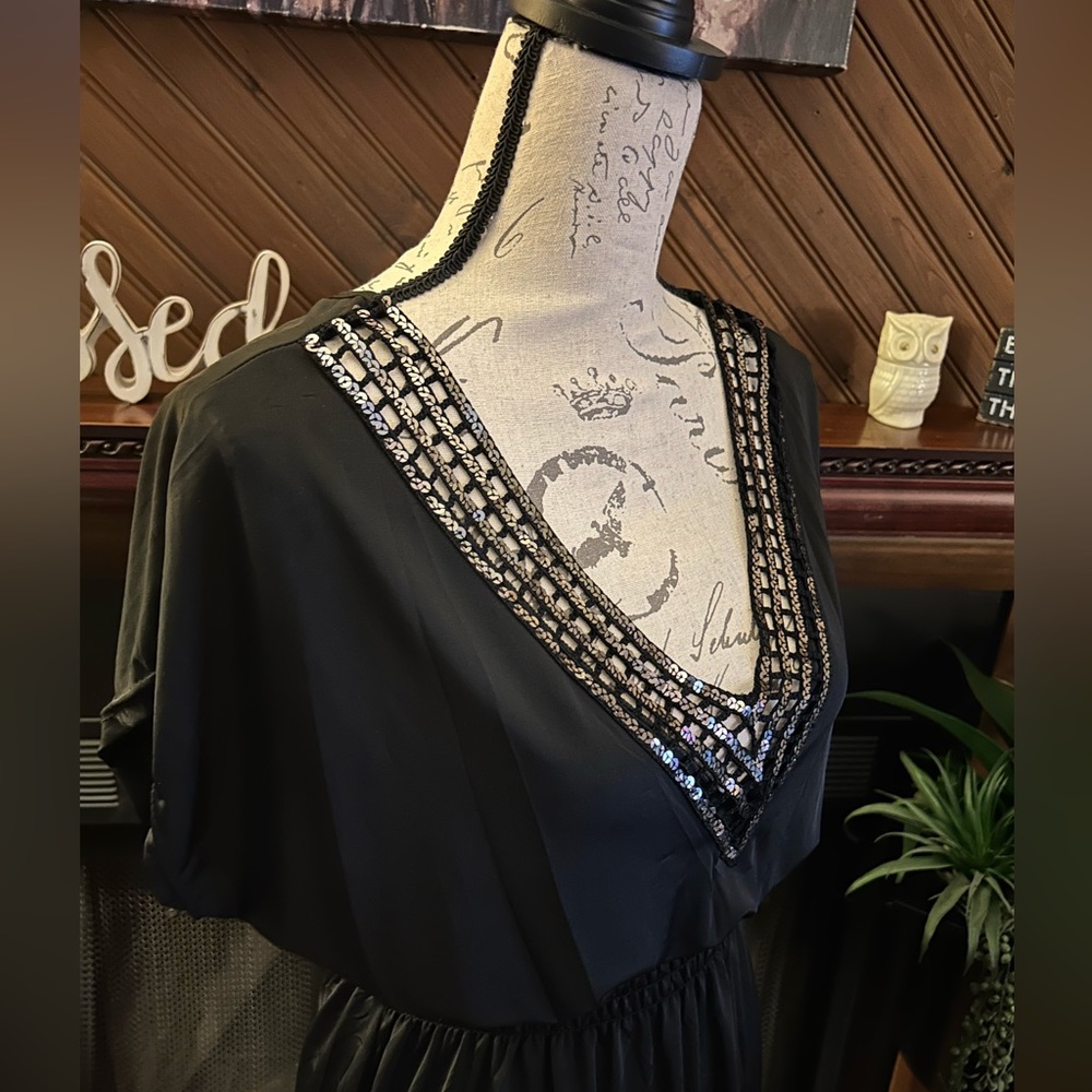 Black Flowy Dress – Size S - Picture 8 of 10